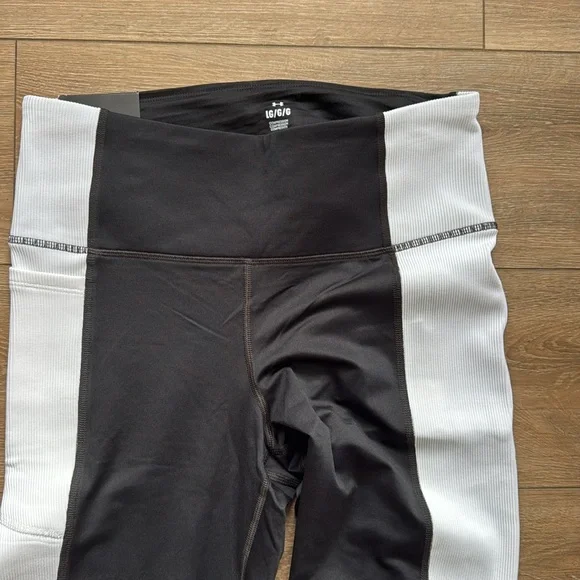 Under Armour Compression High Rise Legging - Picture 3 of 6